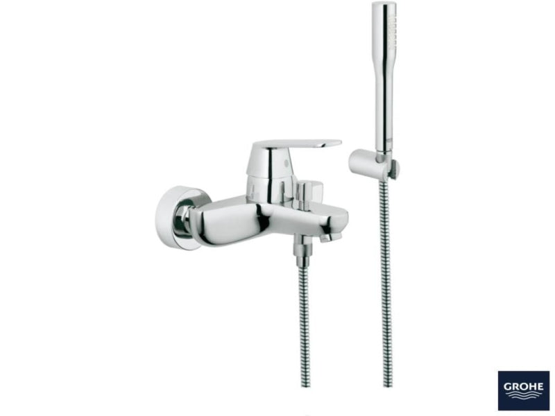 Bakside av badekarbatteri med dusjsett krom Grohe Eurosmart Cosmopolitan