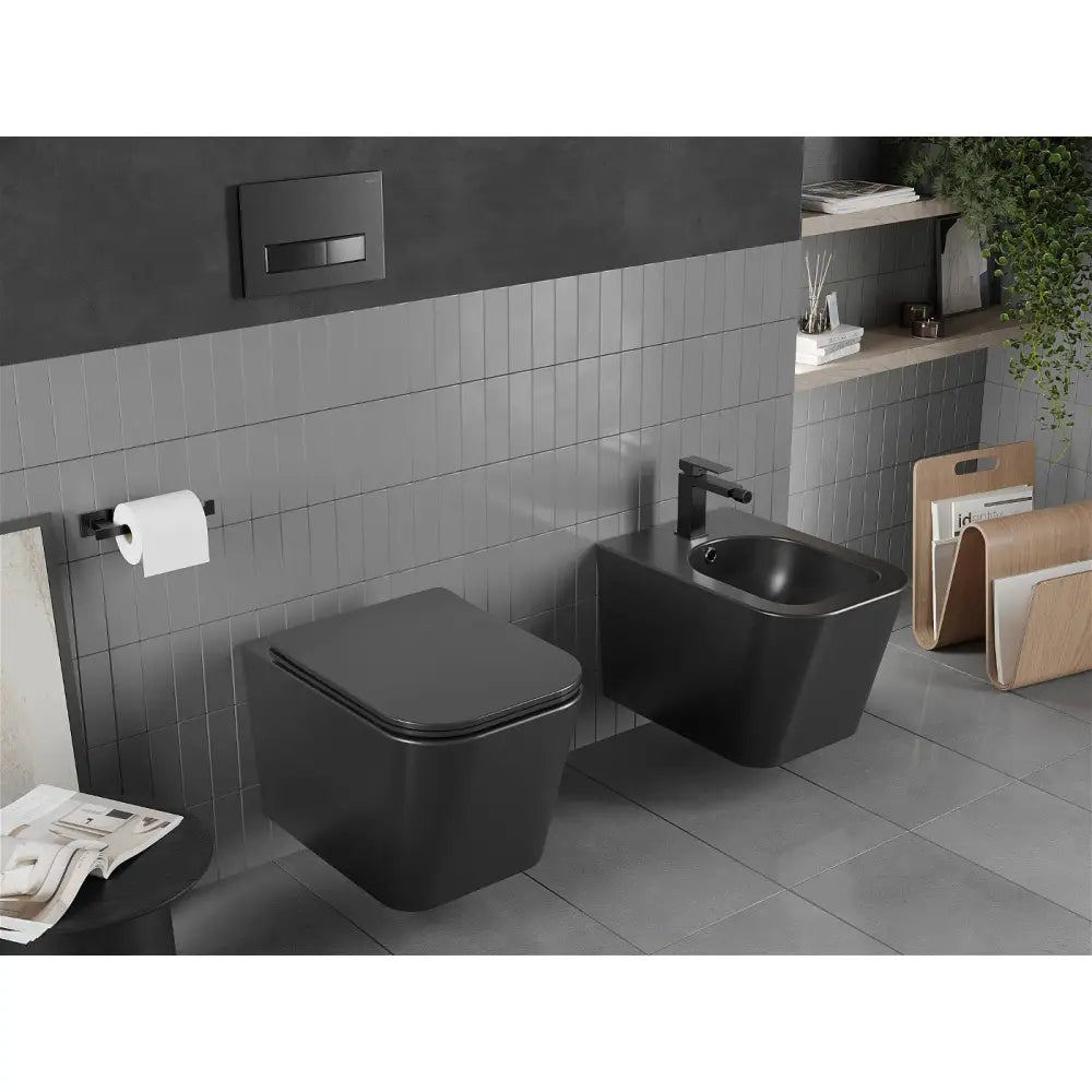 Innebygd Bidetsett med Fenix b Ramme og Teo Bidet Matt Svart