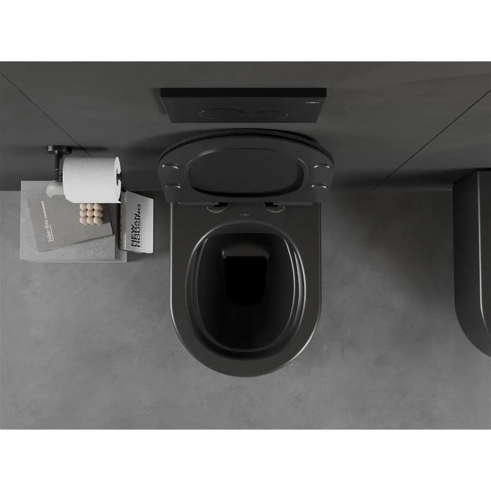 Sofia toalettskål Rimless med soft-close sete, slim, duroplast, matt svart – montert eksempel