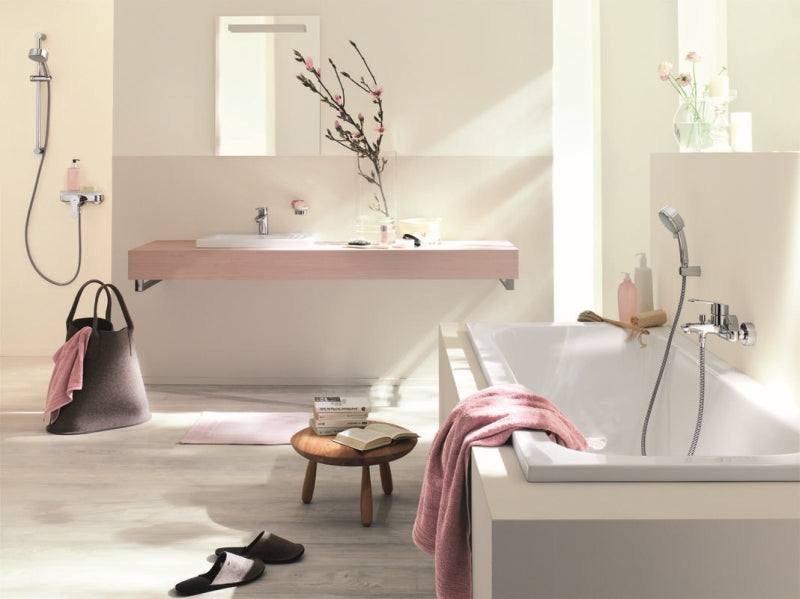 Dusjbatteri ettgreps krom Grohe Eurostyle Cosmopolitan detalj av tut
