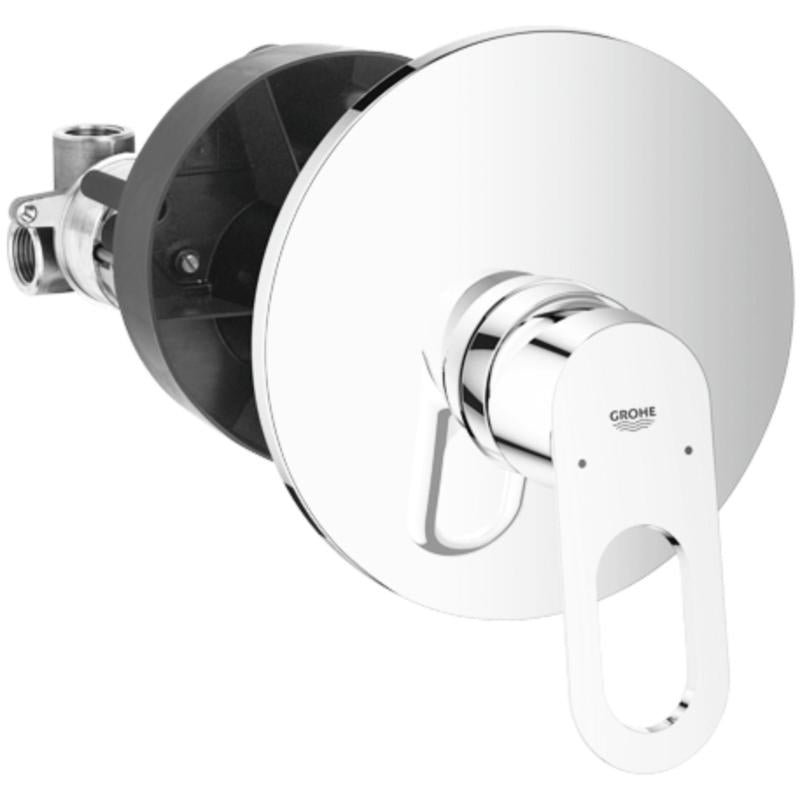 Oversikt ettgreps dusjbatteri i innbyggingsdesign i krom Grohe BauLoop i vegg