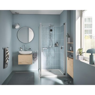 Detalj av dusjsystem krom Grohe Vitalio Comfort 250