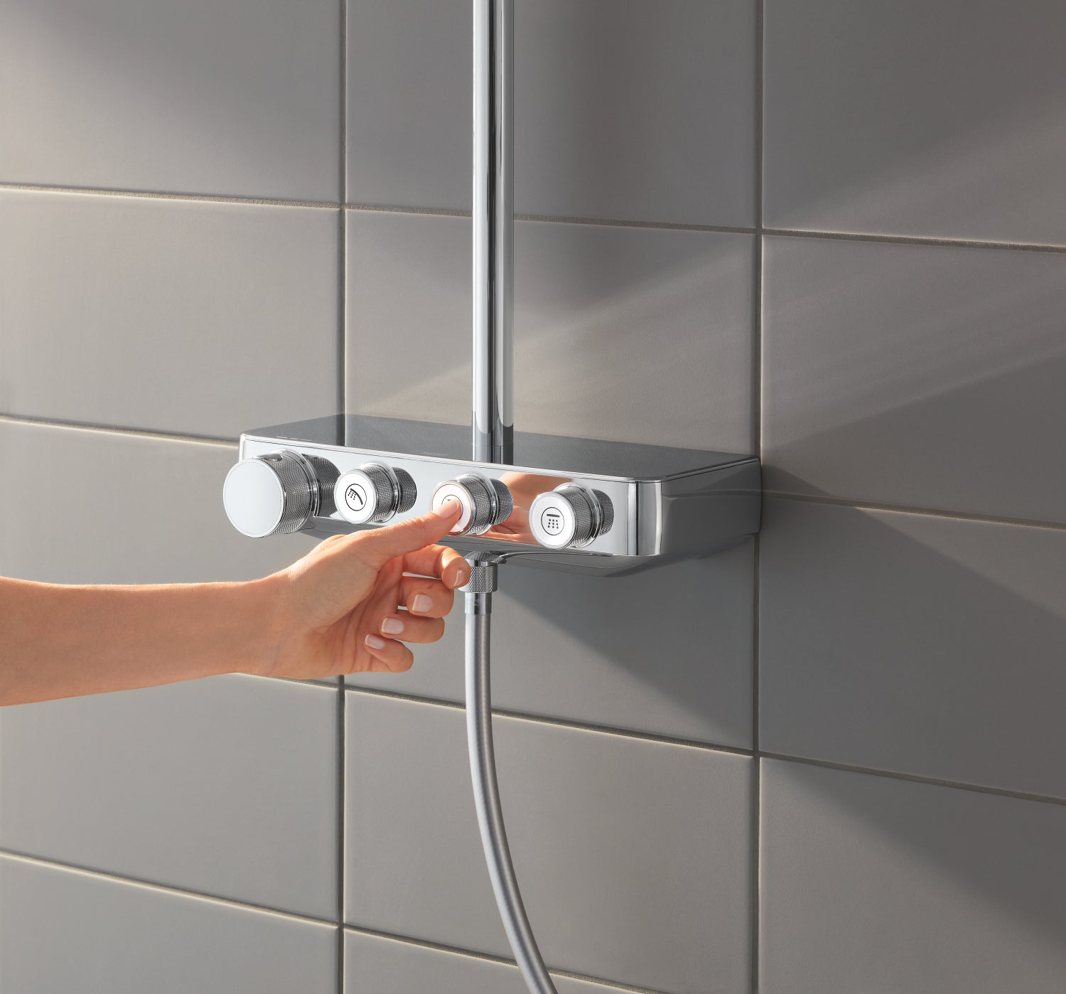 Dusjsystem termostat krom Grohe Euphoria SmartControl 310 Cube Duo nærbilde